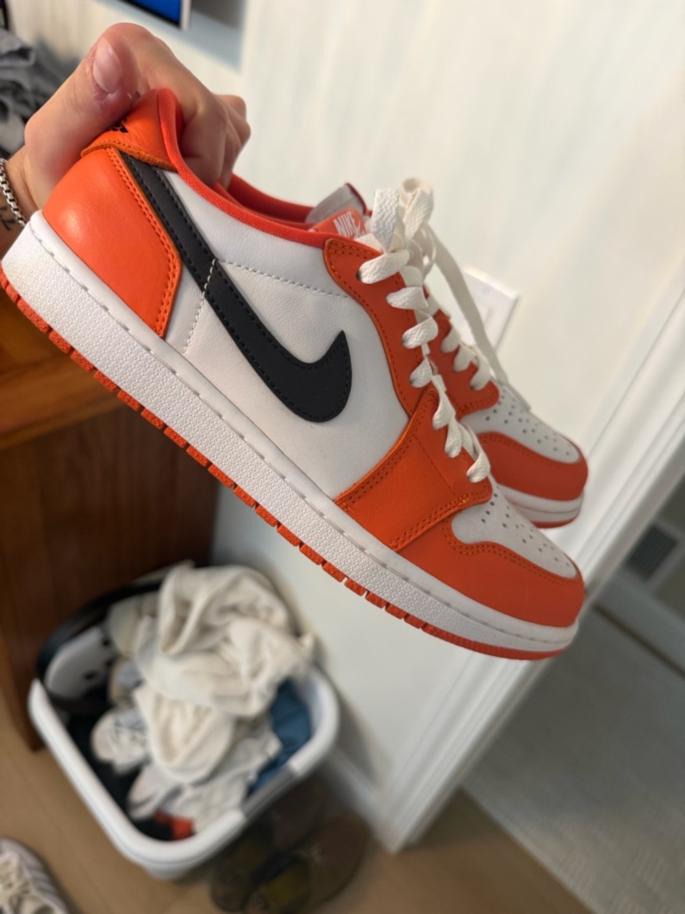 Jordan 1 Low “Starfish”